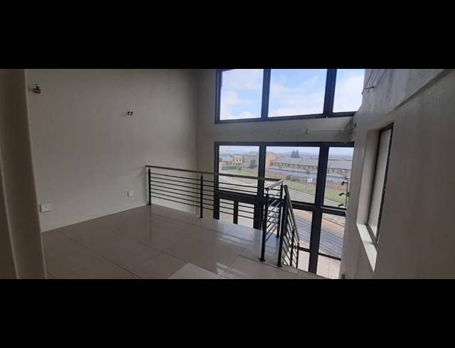1 BEDROOM PROPERTY TO RENT IN ROOIHUISKRAAL NORTH